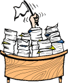 Archive la Administración- escritorio amontonado con archivos